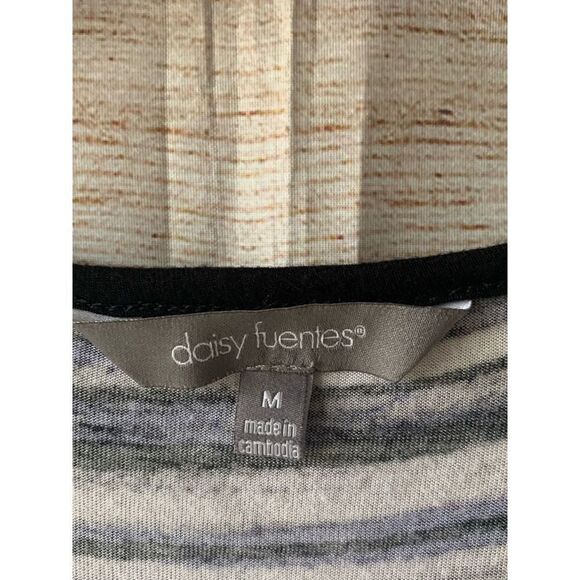 Pre Owned Women’s Daisy Fuentes Casual Festive Stripe Tank Top Sz Med Comfort - Picture 5 of 5